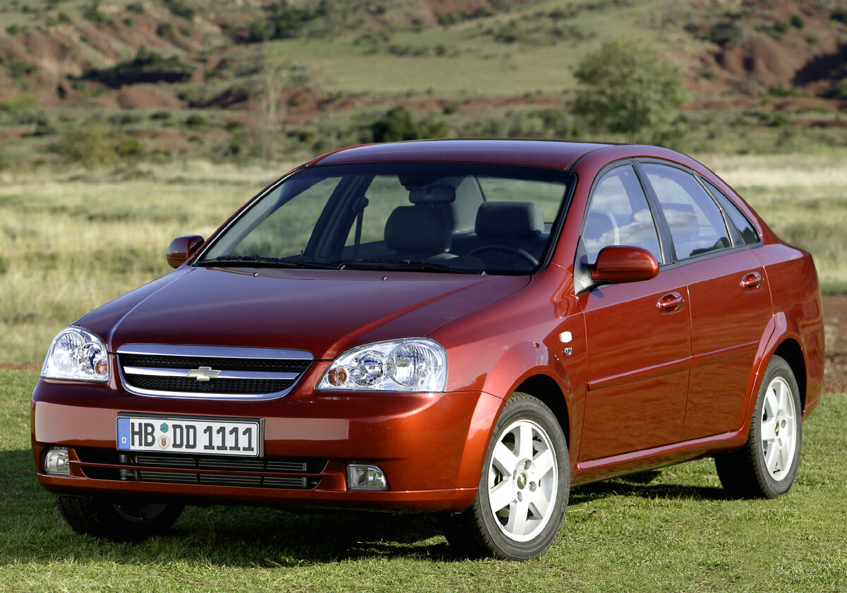 Chevrolet Lacetti Red