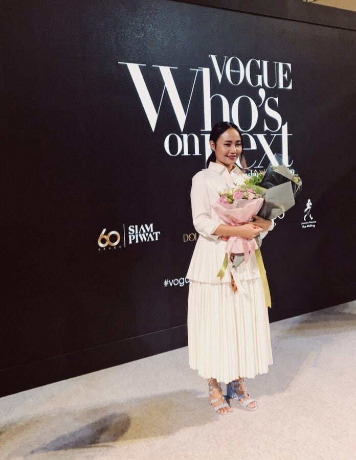 открытие тае галери zavtra. тай открыли. посол россии в тайланде с женой. тайские россии. вечеринка в подпольном клубе.