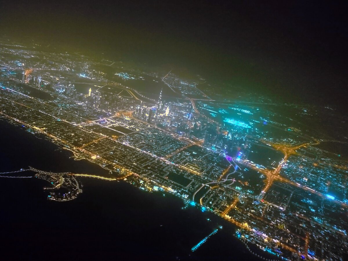 Ночной Дубай. Фото: Денис Окань