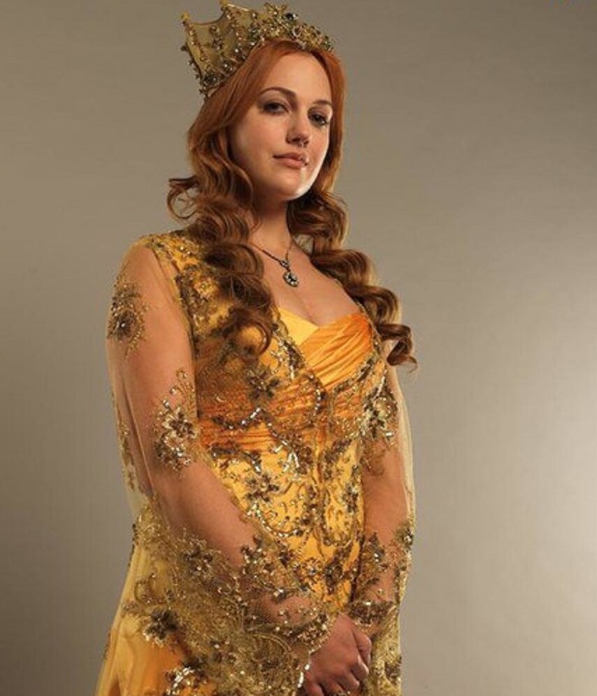Хюррем султан в желтом платье