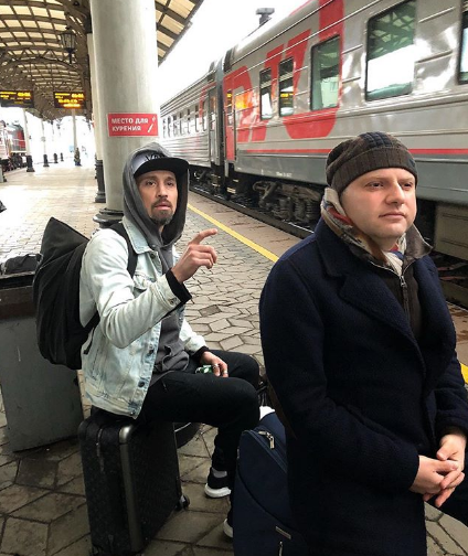 Диму Билана на вокзале приняли за бездомного
