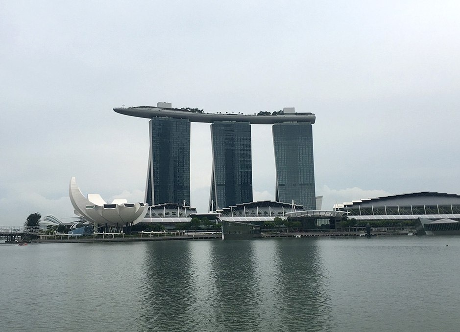 Marina Bay Sands, вид со стороны залива