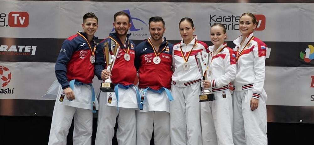 Испанцы и россиянки - обладатели серебряных наград German Open в командном ката