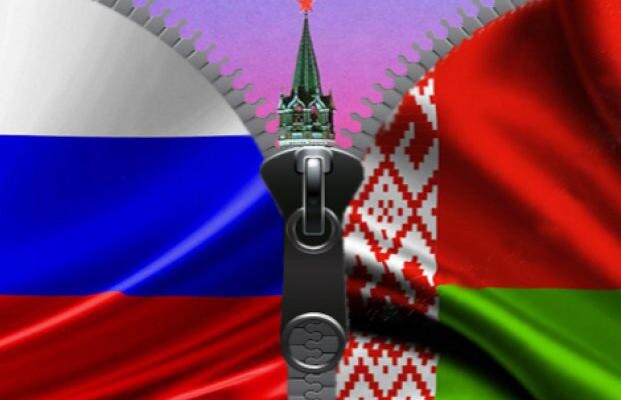 Лукашенко не сможет перечить Путину, потому что полностью зависит от него в финансовом плане, отметил астролог