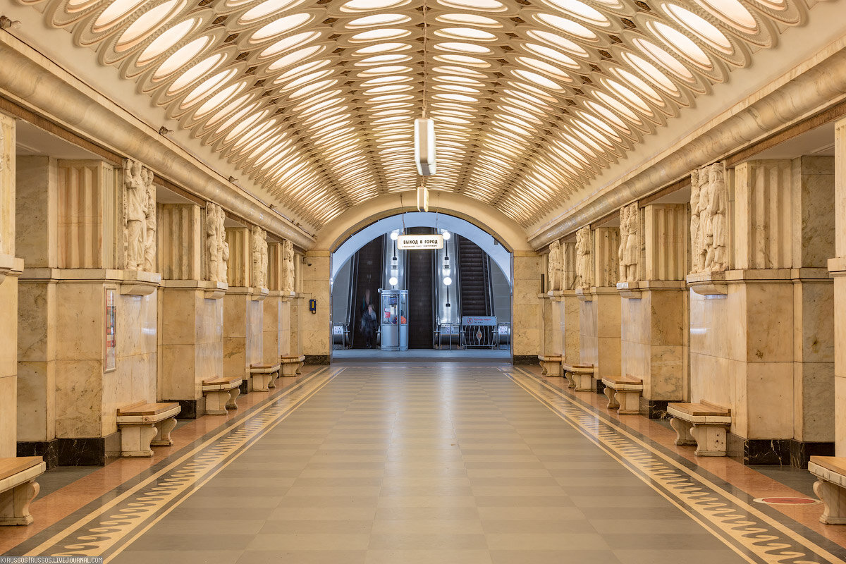 Метро электрозаводская старые