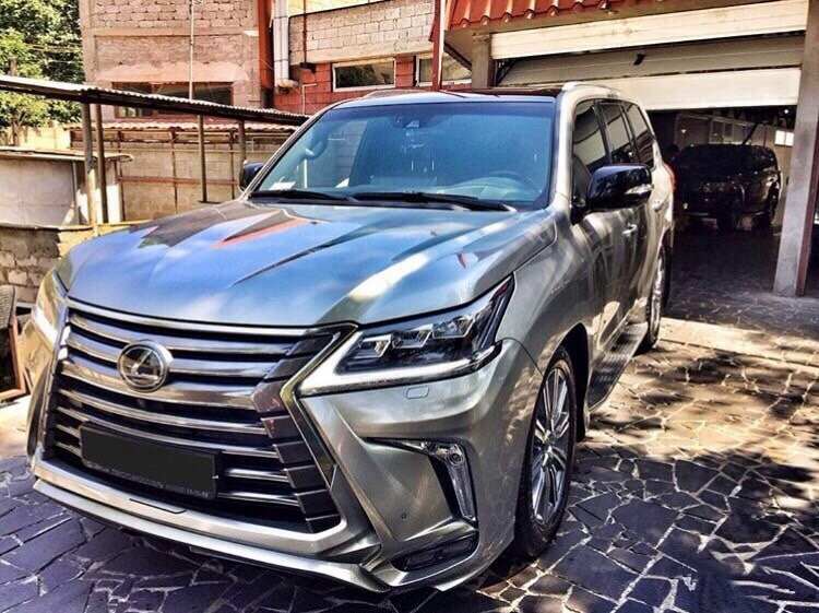 Lexus LX 570