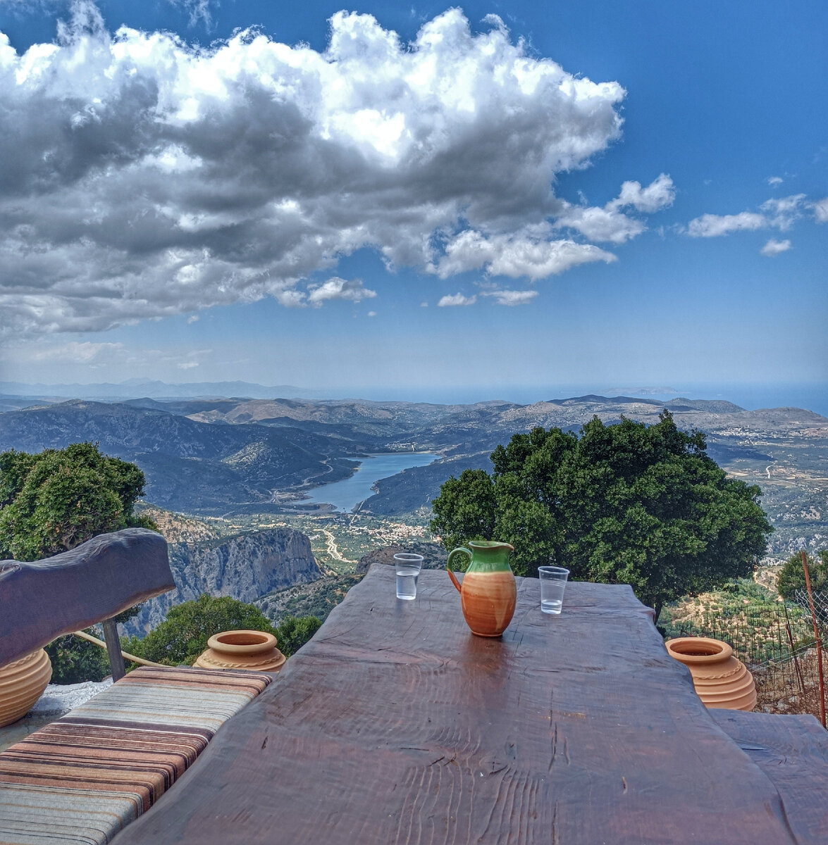 Красота же! В горах Крита, в гостях у пастуха (фото автора)