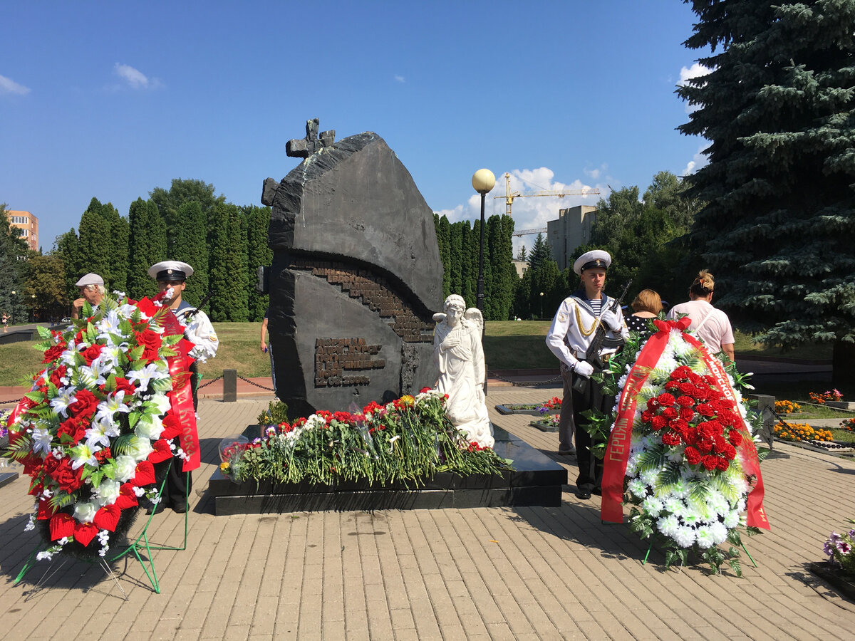 Почему сдетонировали торпеды на подлодке 