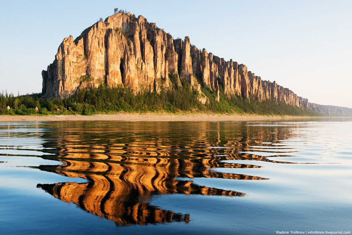 https://ru.wikipedia.org/wiki/Ленские_столбы