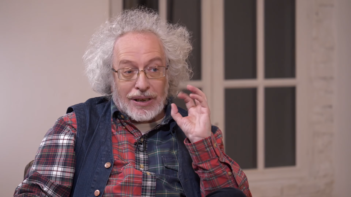 Алексей Алексе́евич Венеди́ктов - российский журналист и ведущий "Эхо Москвы"                                                    