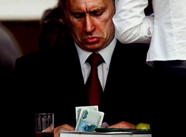  Владимир Путин снова много и красиво говорит о доходах населения.  Но так ли правдивы его слова?    