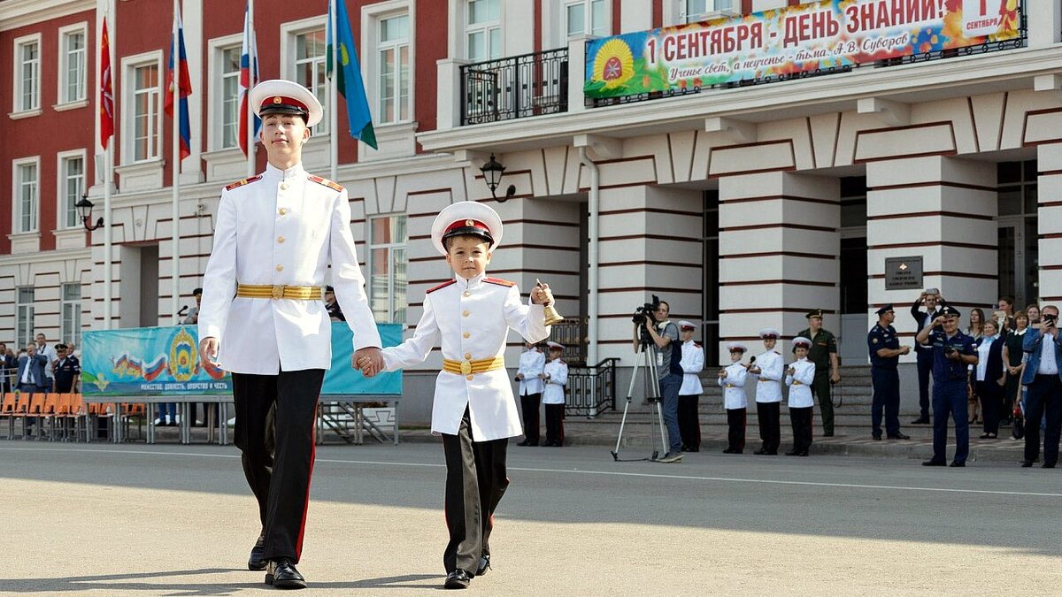 Тульское суворовское военное