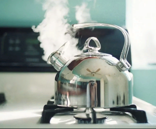 Почему нельзя пить кипяченую воду?