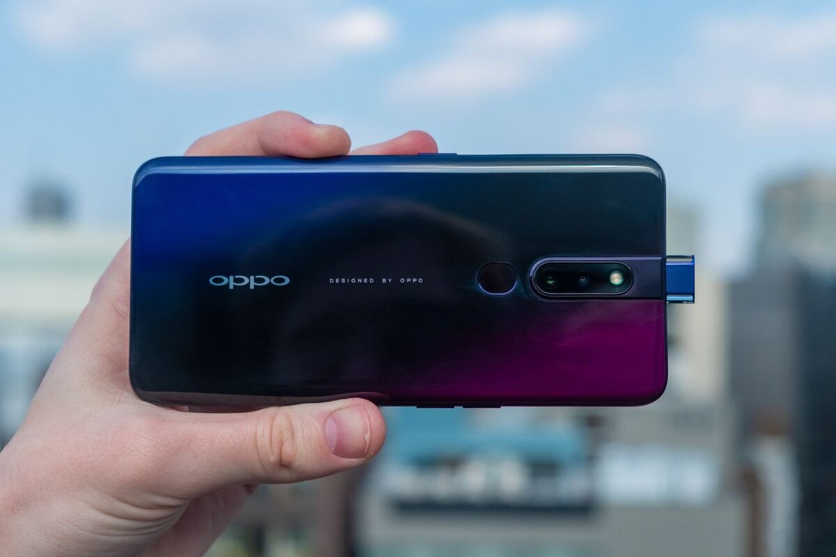 Выезжающая фронтальная камера. Oppo с выдвижной камерой f 11. Oppo с выдвижной камерой 2020. ОРРО f11 Pro. Oppo 4 с выдвижной камерой.