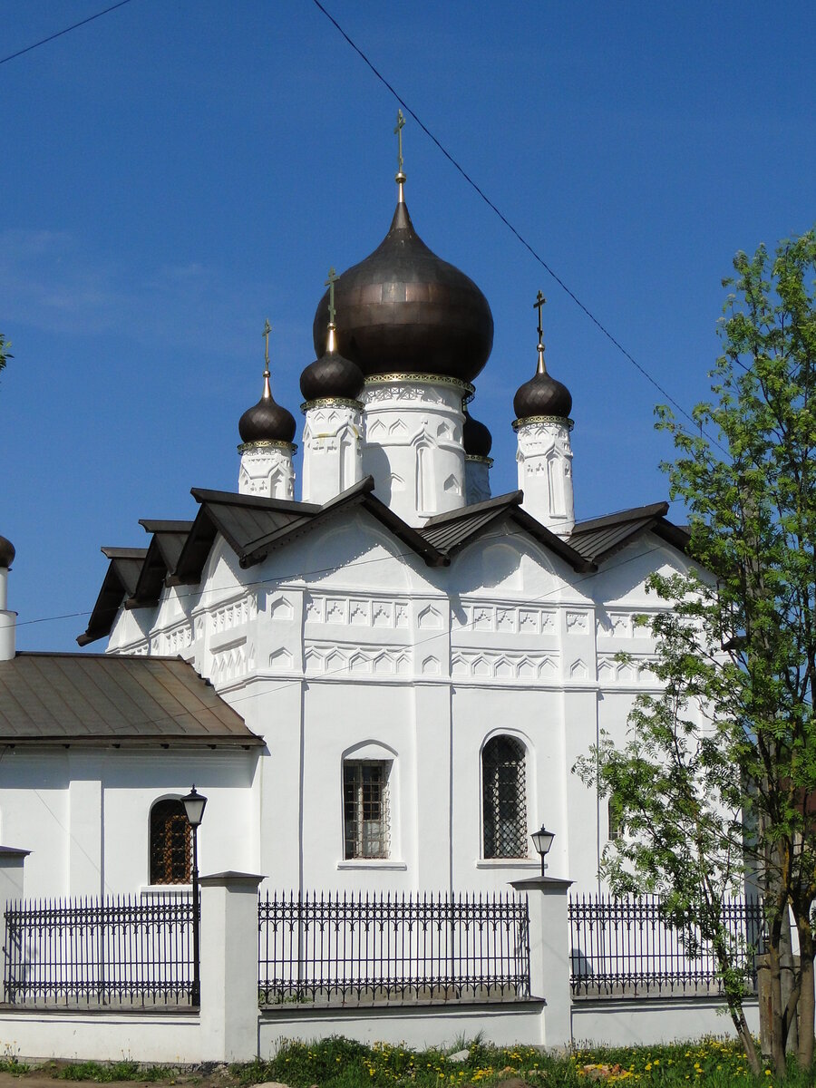 старообрядческий храм внутри