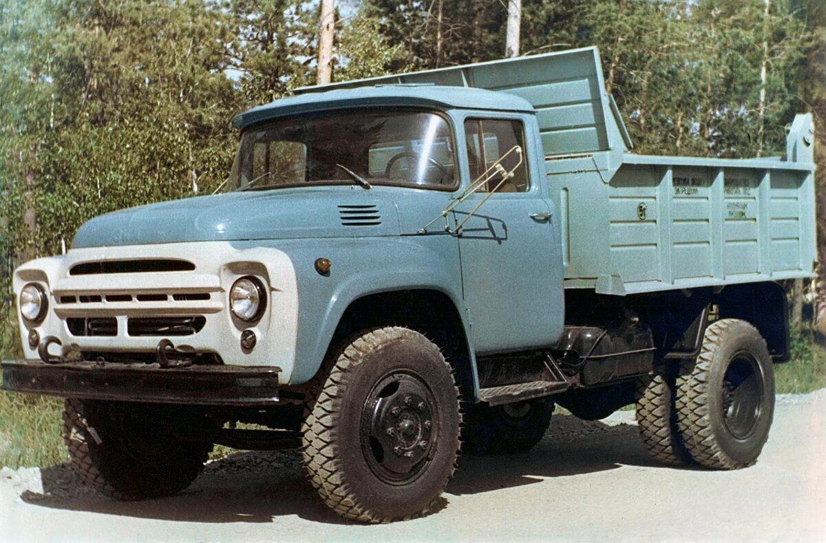 ЗИЛ-ММЗ-4502 (фото https://en.wheelsage.org)