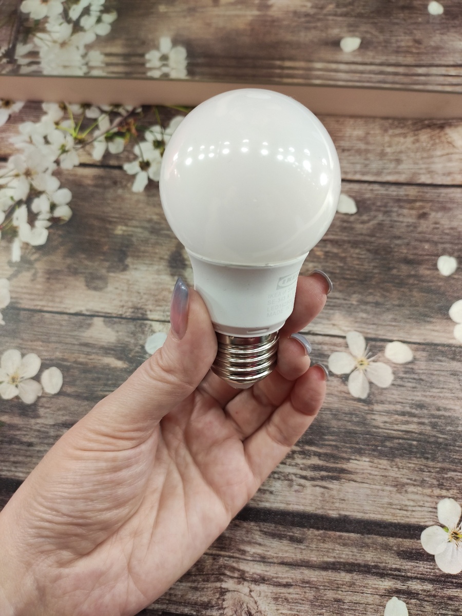 LED лампа