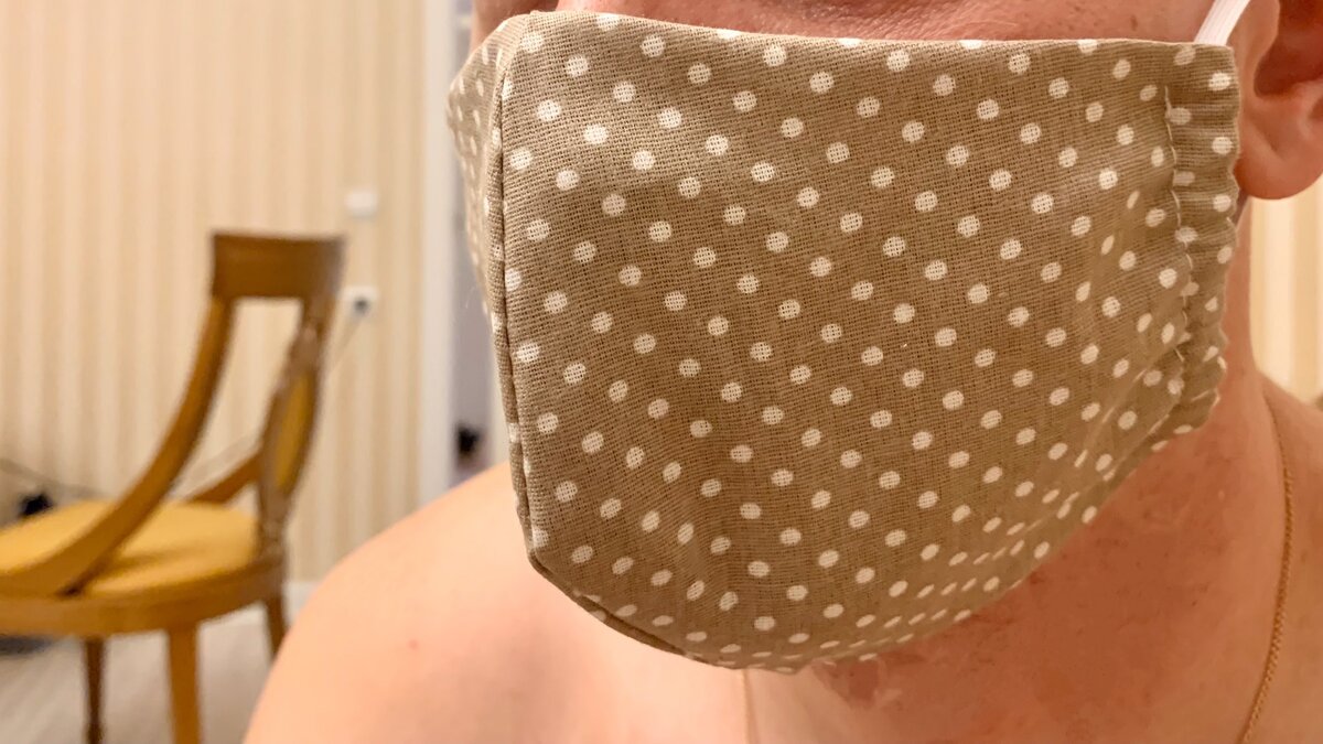 Маска для взрослого 