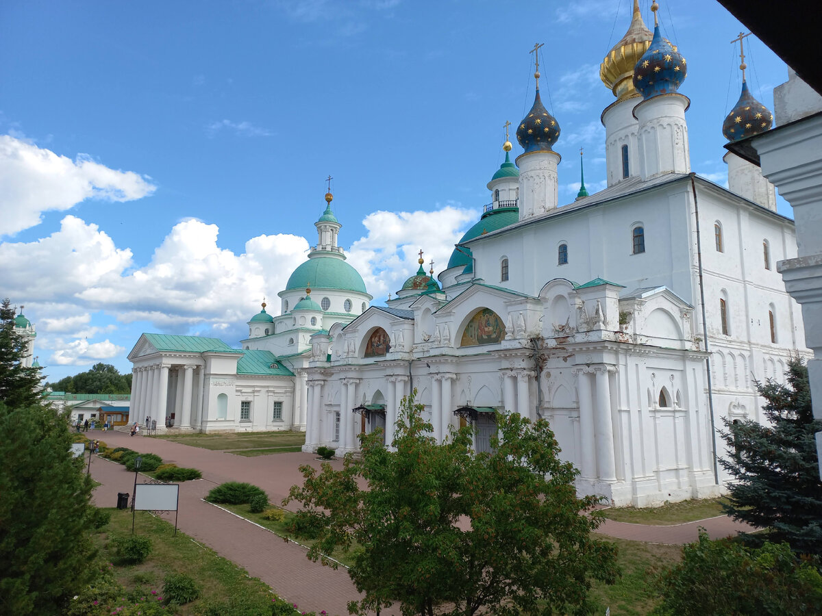 Спасо Яковлевский монастырь Неро