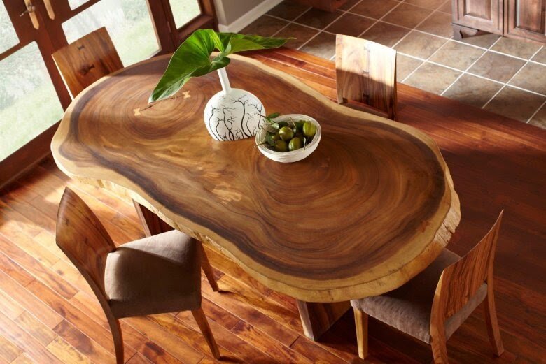Чем покрыть деревянный кухонный стол: особенности материала
