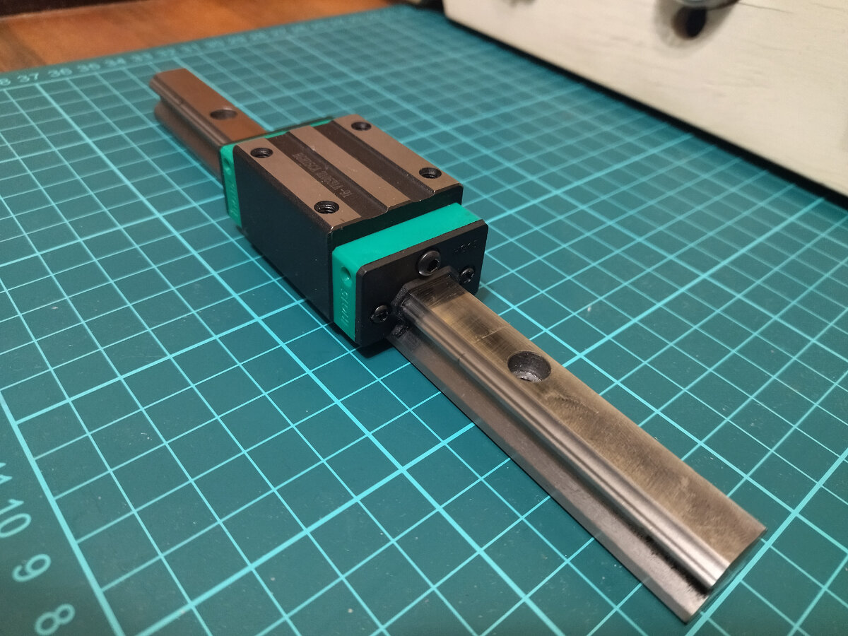 Рельс 15мм и каретка. Фото автора