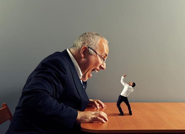 Деспотичный начальник