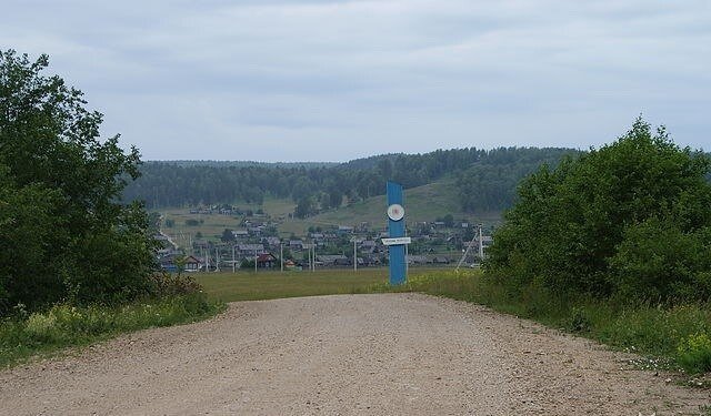 Единственная дорога в поселок