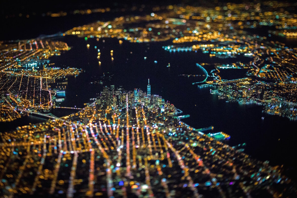 Ночной Нью-Йорк с высоты птичьего полета