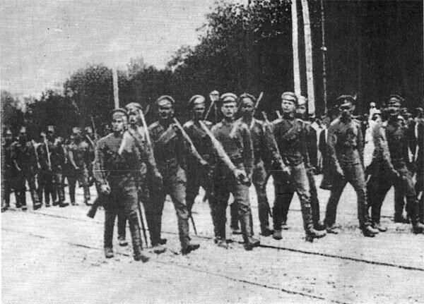 Добровольцы в Киеве