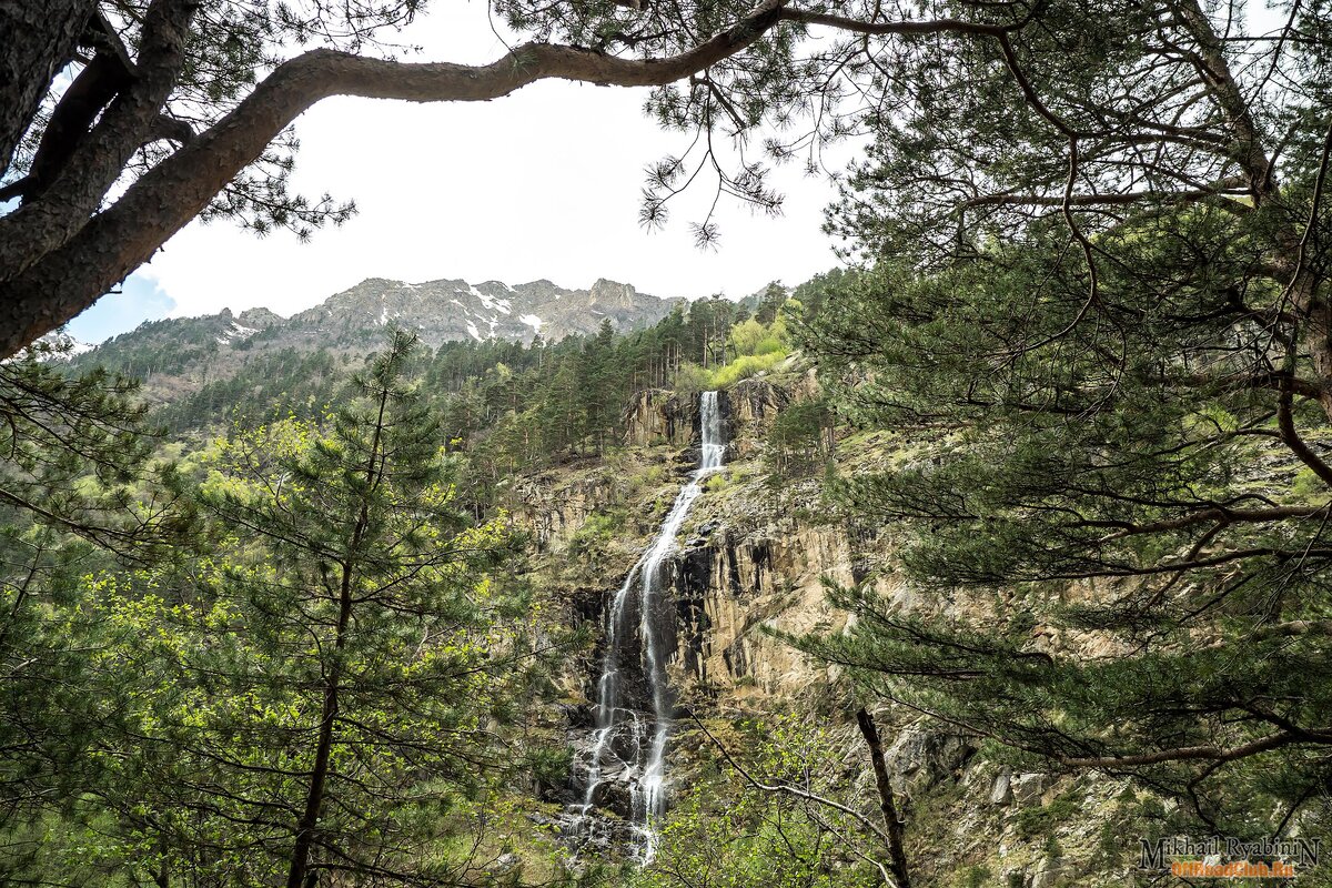 Осетия 2018. Осетия 2018. Осетия 2018. Горы в апреле в осетии. Осетия 2018.