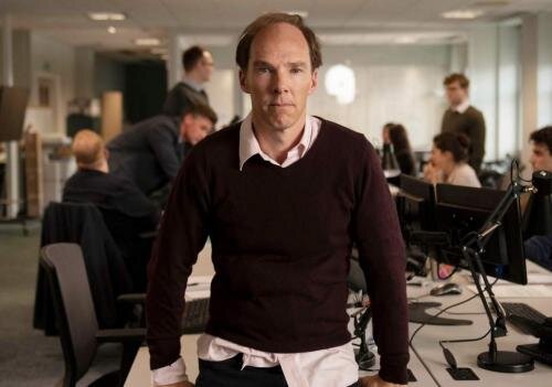 Камбербэтч шокировал поклонников своей лысиной