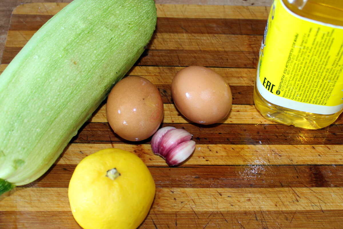 Лимон на фото для домашнего майонеза из рецепта по ссылке выше