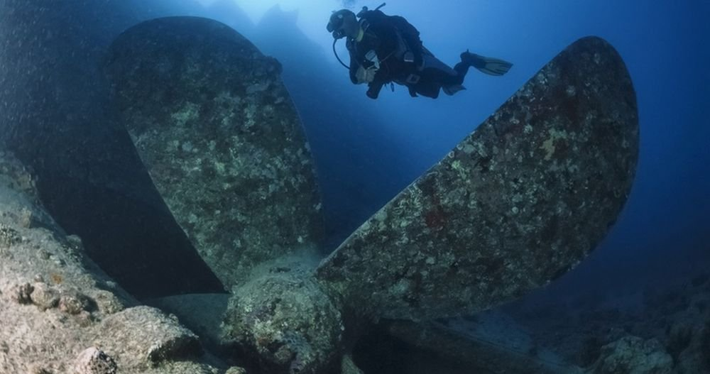  Исследование затонувшего судна в Черном море. Фото: kerchinfo.com