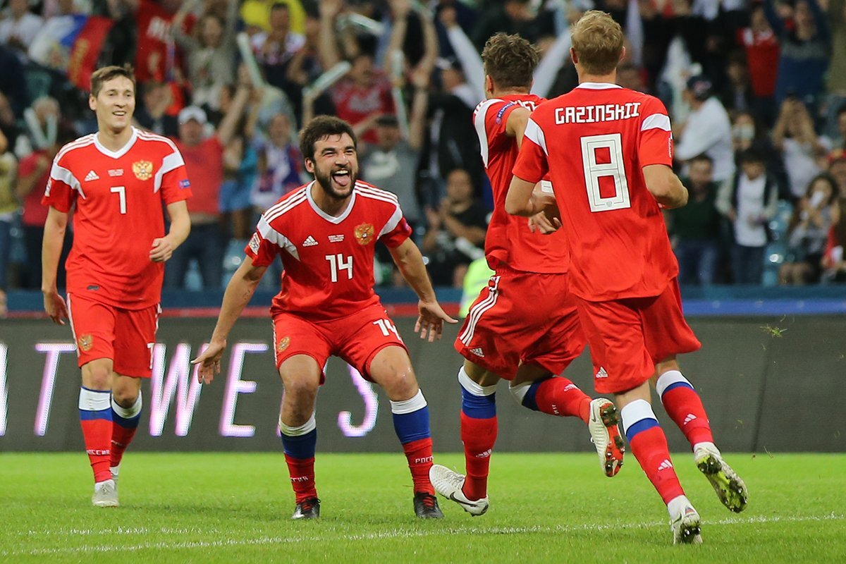 сборная швеции футбол. россия швеция футбол 2021. первая игра сборной. азмун сборная россии. эден азар сборная бельгии первые встречи.