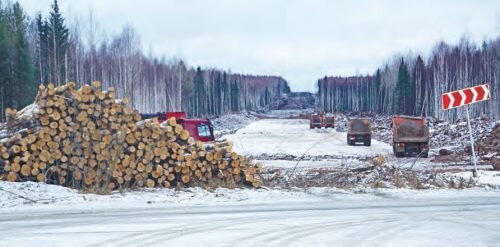 — В 2019 году будет построен новый въезд в Качканар со стороны улицы Тагильской. Однако въезд необходимо украсить! Как? Во всяком случае не хуже, чем со стороны Валериановска. Установленный там Ключ стал одной из достопримечательностей Качканара, органически вписался в качканарскую геральдику, — говорит Михаил Титовец. — Без вашей помощи, дорогие земляки, никак не обойтись. Нужны ваши предложения по форме и содержанию, чтобы было наглядно и очевидно: въезжаем в Качканар — лучший город на земле! Это могут быть знак, символ, панно, группа, которые воплощали бы суть Качканара, его душу.