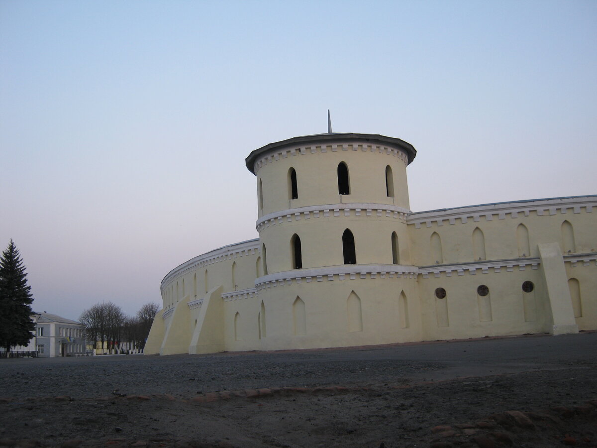 Круглый двор