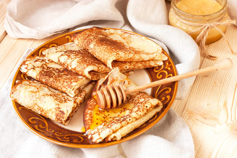 https://zdorov-today.ru/wp-content/uploads/2018/09/bliny-na-kislom-moloke-klassicheskiy-recept-24.jpg