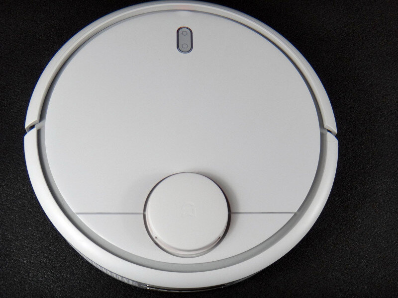 Xiaomi mi robot vacuum cleaner