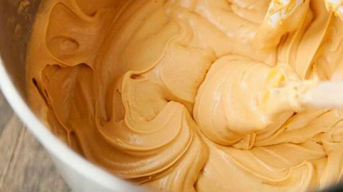 крем из варенной сгущенки и крем-сыра