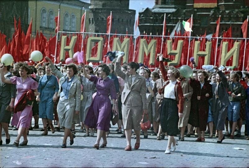 1 мая фото 18 Какие права были у рабочего класса в СССР Эволюционная психология Дзен