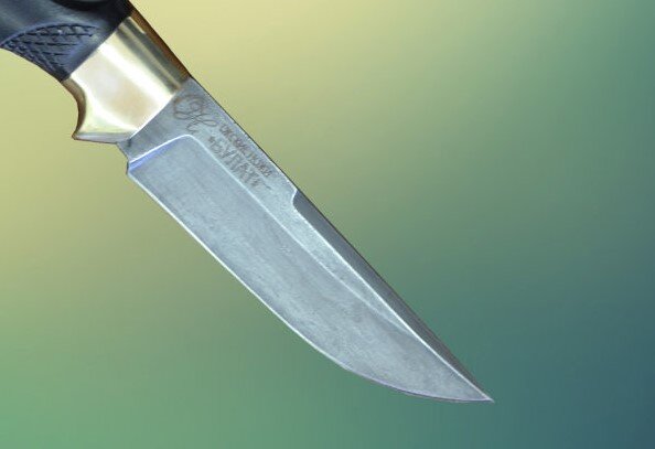 Клинок ножа "Рысь" из булатной стали с ромбовидной взрезкой 