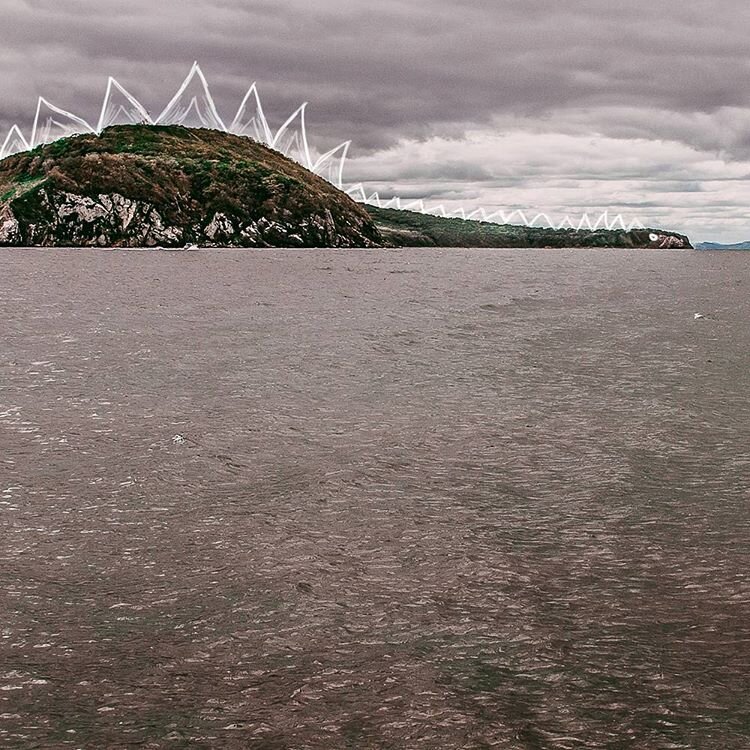 Все гадают куда пропала Лохнесское чудовище? А оно притаилось в бухте Владивостока