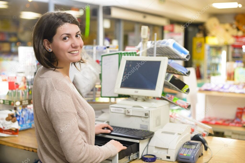  Добрый день, я работаю в сети супермаркетов менеджером по закупкам. В предыдущей  статье на моем канале я писала о том, стоит ли закупать продукты впрок и что происходит с ценами. И так понедельник курс доллара опять вырос, хоть и незначительно, но все же вырос. Массовые СМИ убеждают нас, что дефицита товара не будет.  