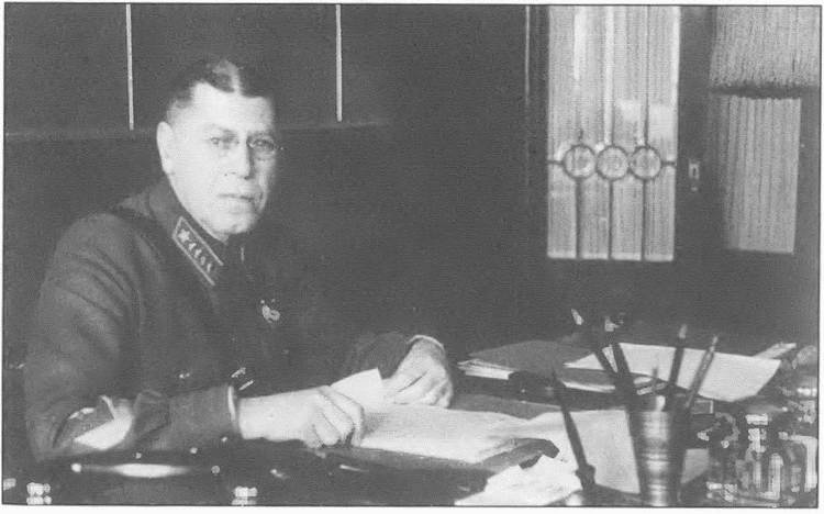 Маршал Шапошников Б.М.