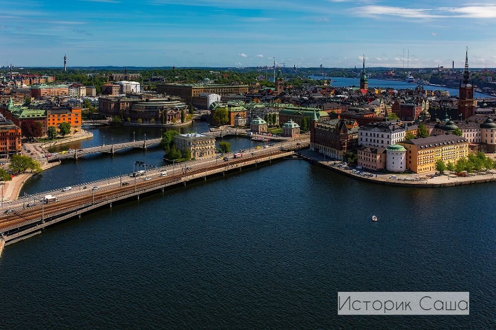 Виды Стокгольма, - города, где барон Шютте жил в 1602-1610 гг. и 1617-1622 гг. и служил советником короля.