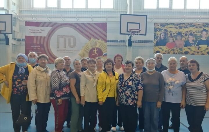 В нем приняли участие около 20 пенсионеров райцентра и сельских поселений Новошешминского района. 