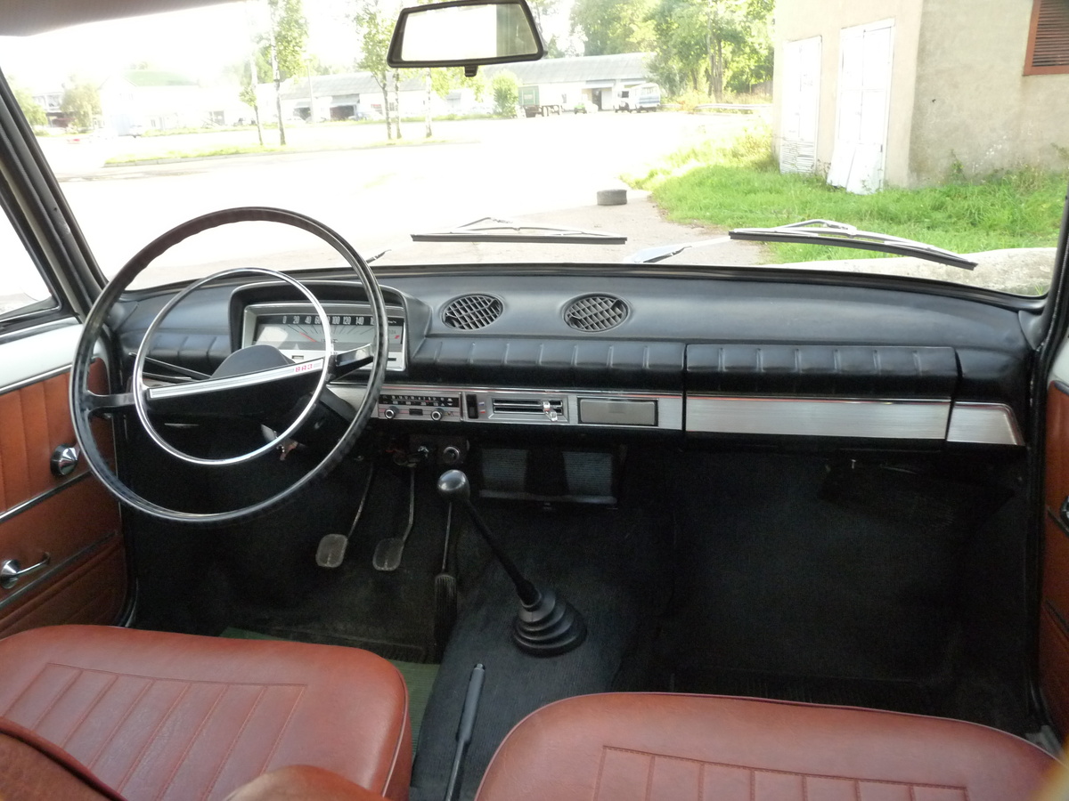 Автомобиль времен СССР