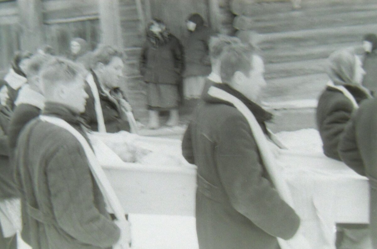 Похороны в деревне. Горьковская область 1961 год. | Архив отца и наша  память. | Дзен