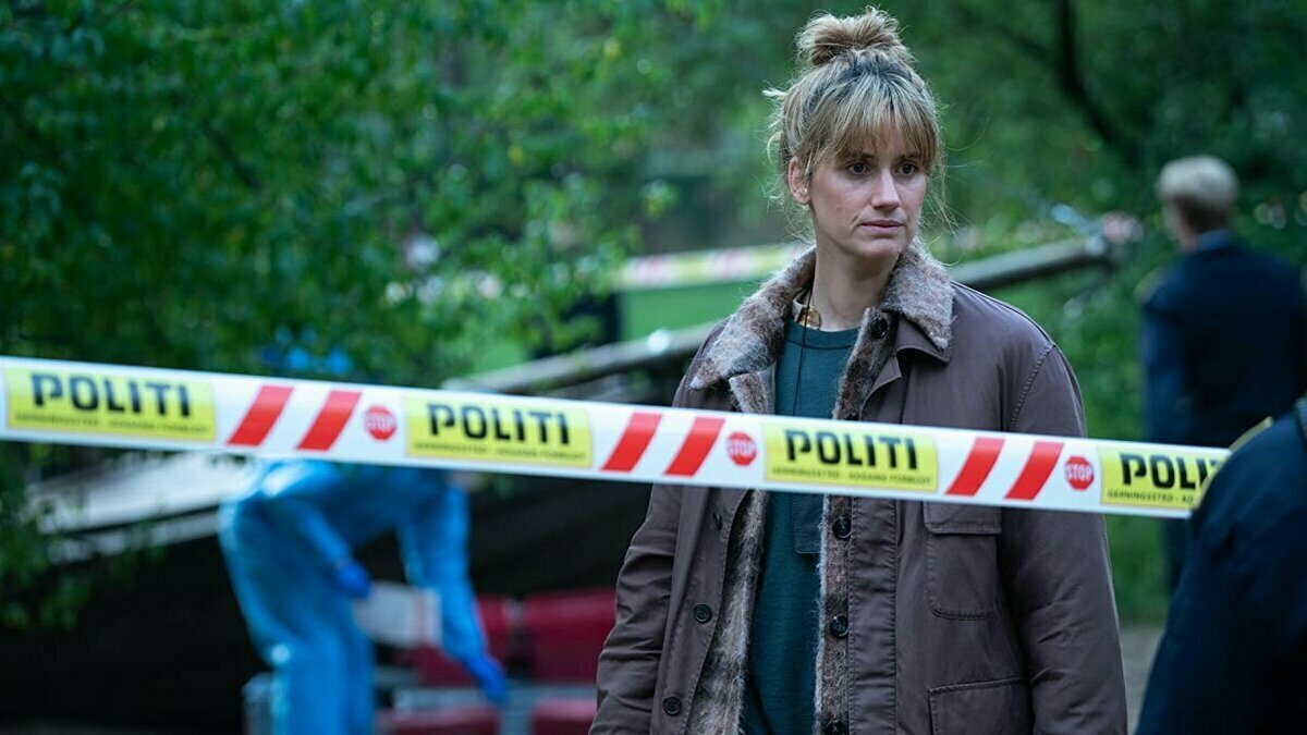 Кадр из сериала "Каштановый человечек", 2021 г.