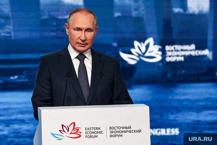    По словам публициста Гюлера, Владимир Путин стремится завершить конфликт на Украине